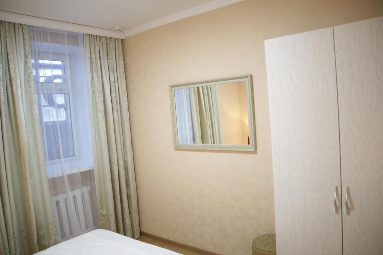 City Hotel Ustʼ-Kamenogorsk Eksteriør bilde